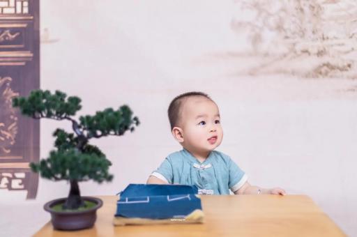 新安怀孕为啥肚子会长毛